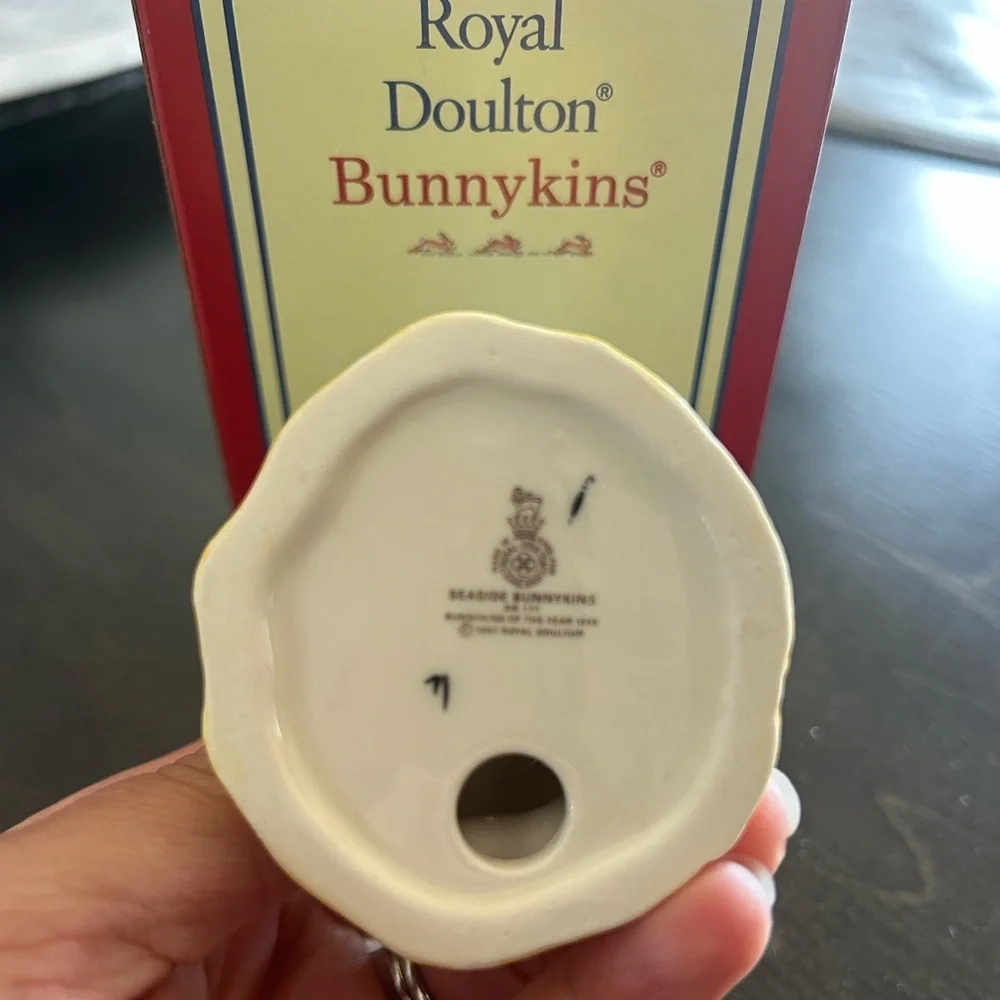 Royal Doulton Bunnykins Seaside 1998 Figurine